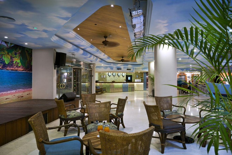 Exterior & Views, Be Club