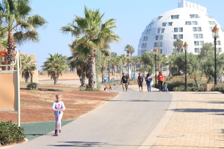 Exterior & Views 3, Harlington Ashkelon