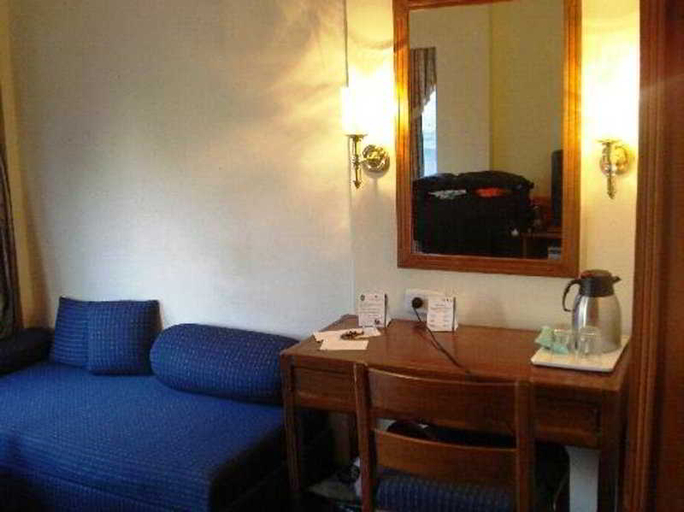 Bedroom 3, Centre Point, Nagpur