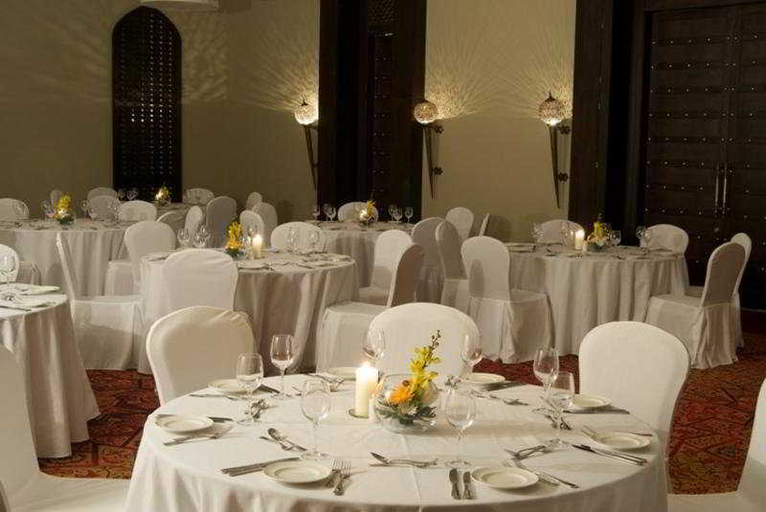 Food & Drinks 5, Tilal Liwa Hotel, Madinat Zayed