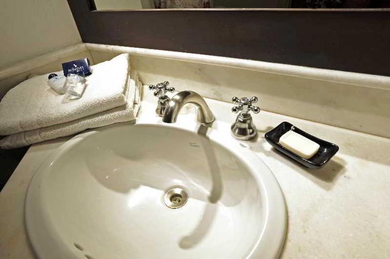 Bathroom 5, Solanas Vacation Resort & Spa, n.a351
