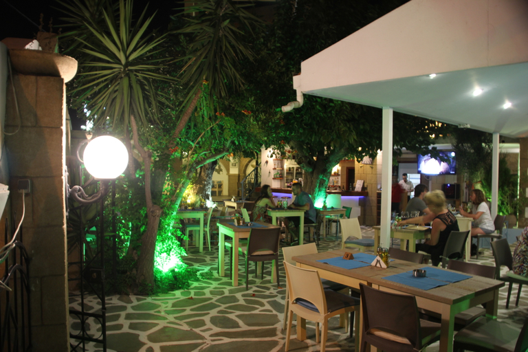 Food & Drinks 5, Bright Star, South Aegean