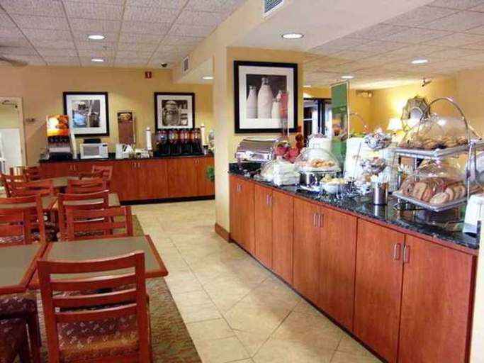 Food & Drinks 5, Hampton Inn Mobile-I-10/Bellingrath Gardens , Mobile