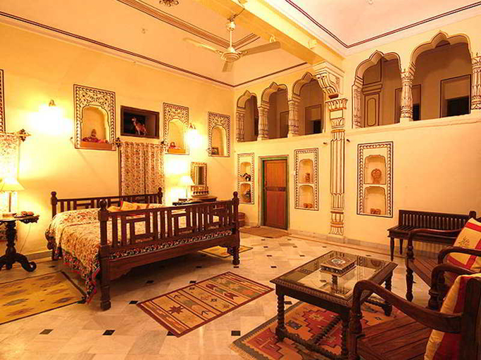 Bedroom 3, Indra Vilas, Jhunjhunun