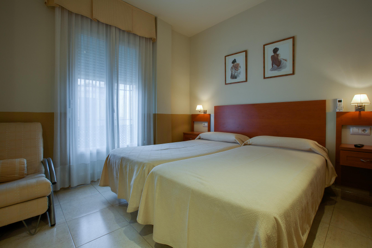 Bedroom 4, Forum Hostal, Córdoba