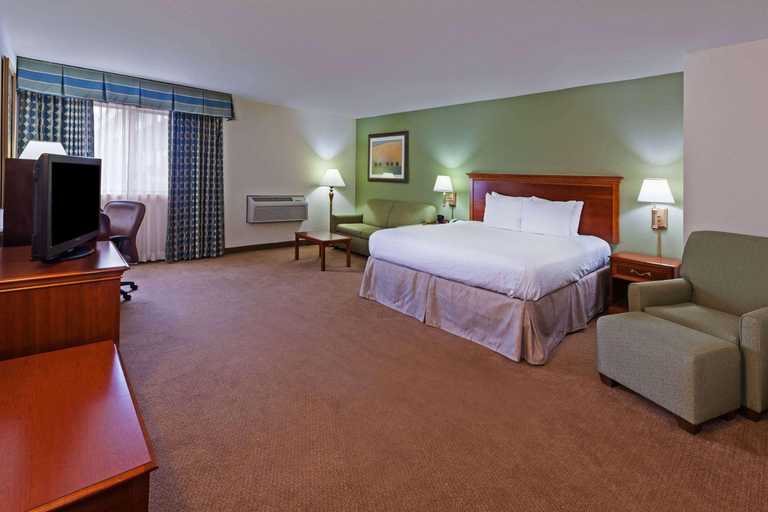 Bedroom 3, Clarion Pointe Okc Airport, Oklahoma