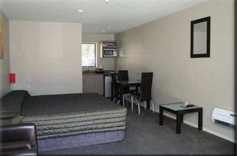 Public Area 2, 58 On Cron Motel, Westland
