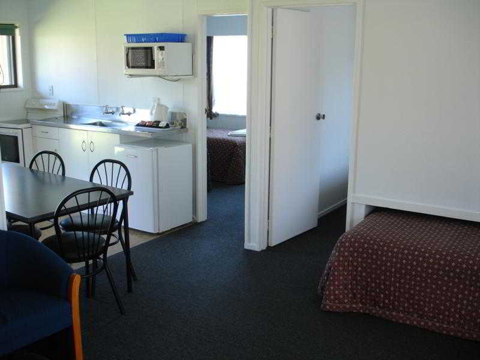 Exterior & Views 2, Ohakune Court Motel, Ruapehu