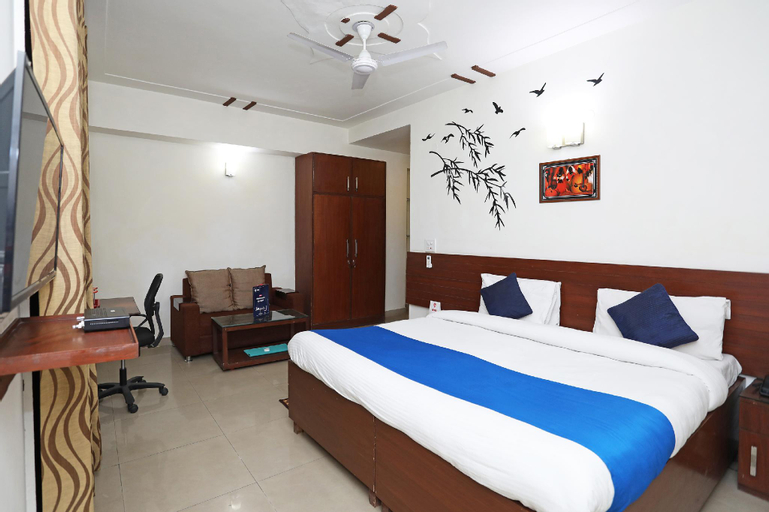 OYO 2482 K V Complex, Gurgaon