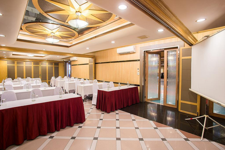 Business Facilities