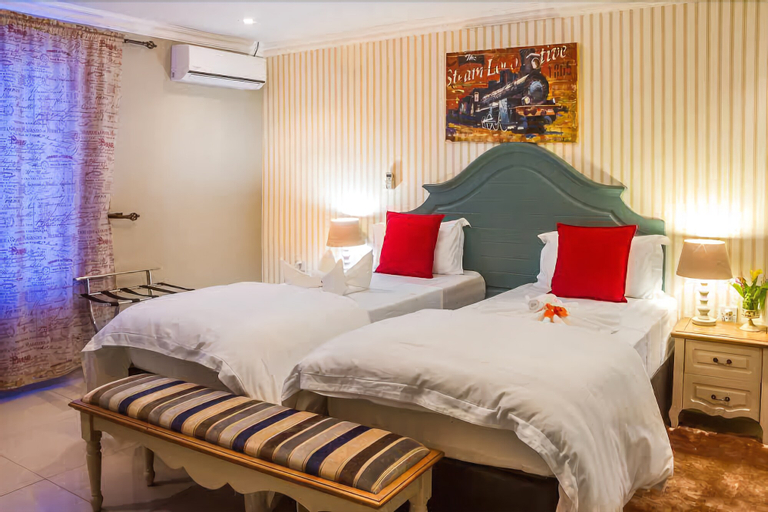 Khwee Sands Lodge, Lethlakane