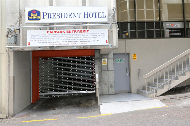 President Hotel, Waitakere