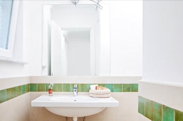 Bathroom 5, Villa Pollio Guest House, Napoli