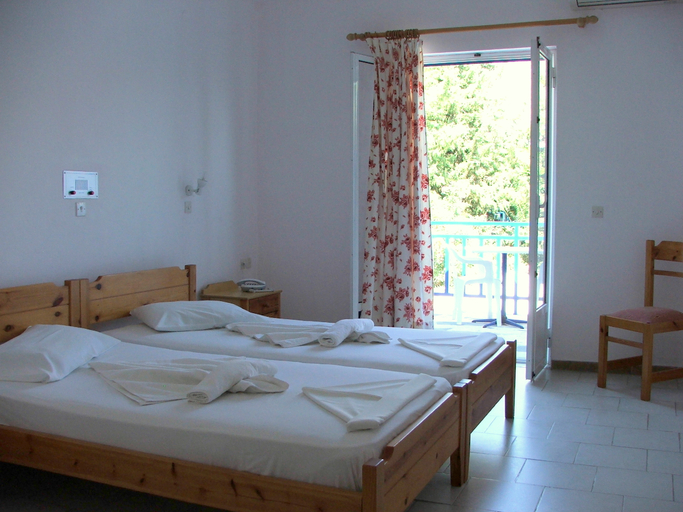 Bedroom, Hotel Sofia, North Aegean