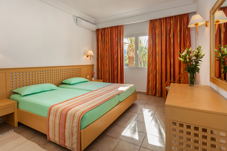 Bedroom, Le Corail Apparthotel - Yasmine Hammamet, Hammamet