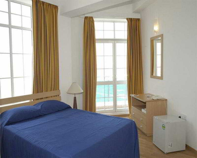 Bedroom 3, Global Towers Hotel & Apartments, Thimbirigasyaya