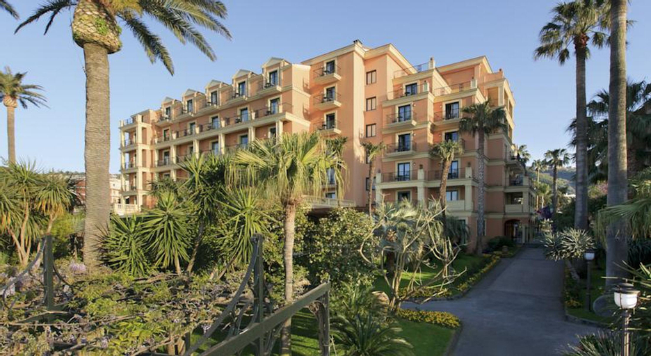 Grand Hotel Royal, Napoli