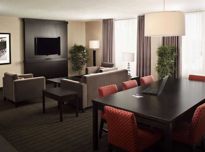 Bedroom 3, Delta Hotels Sault Ste. Marie Waterfront, Algoma
