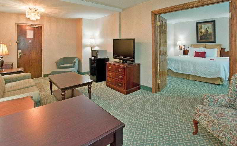 Bedroom 3, Clayton Plaza Hotel & Extended Stay, Saint Louis