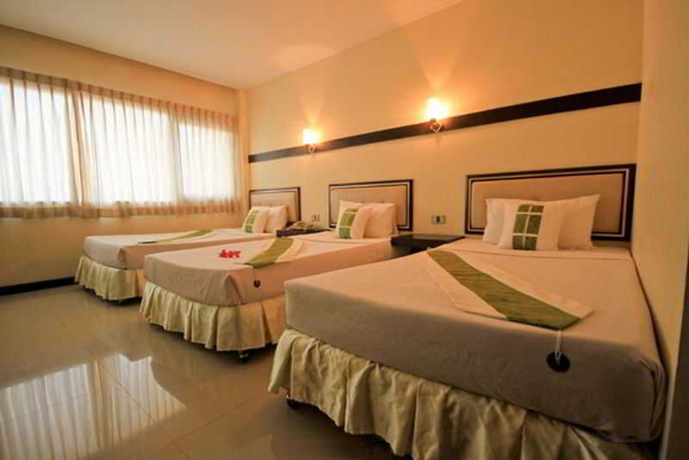 Bedroom 3, Navarat Heritage Hotel, Mueang Kamphaeng Phet