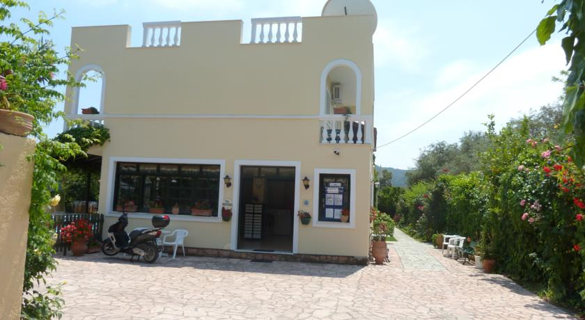 Exterior & Views 1, The Mayflower Studios & Apartments, Ionian Islands