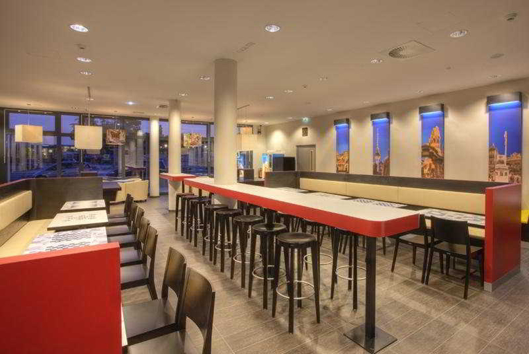 Public Area 2, MEININGER Hotel Berlin Hauptbahnhof, Berlin