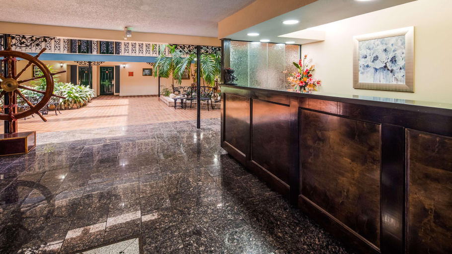Public Area, SureStay Plus Hotel by Best Western Baton Rouge, East Baton Rouge
