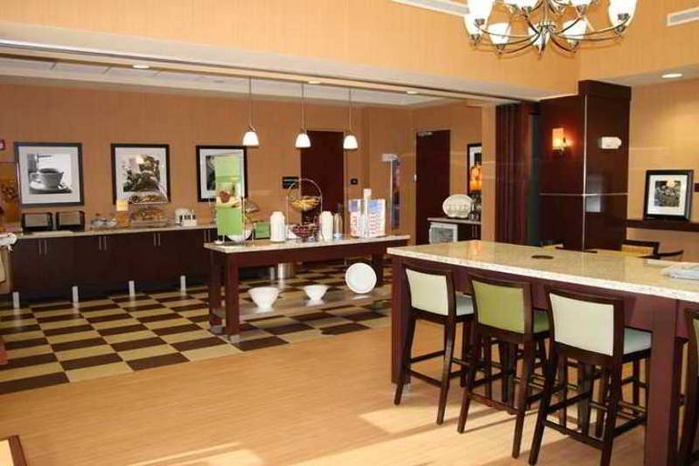 Food & Drinks 5, Hampton Inn & Suites Ft. Lauderdale/Miramar, Broward