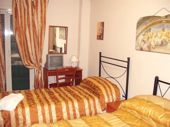 Exterior & Views 2, Hotel Alloggio Del Conte, Napoli