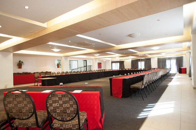 Public Area 2, The Lakes Hotel and Conference Centre, Ekurhuleni