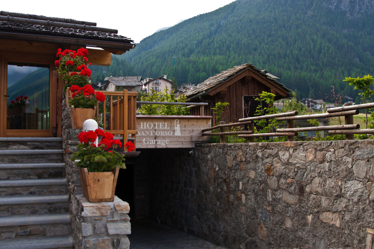 Exterior & Views 2, Hotel Sant'Orso, Aosta