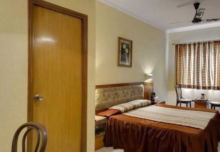 Bedroom 4, Amar Yatri Niwas, Agra