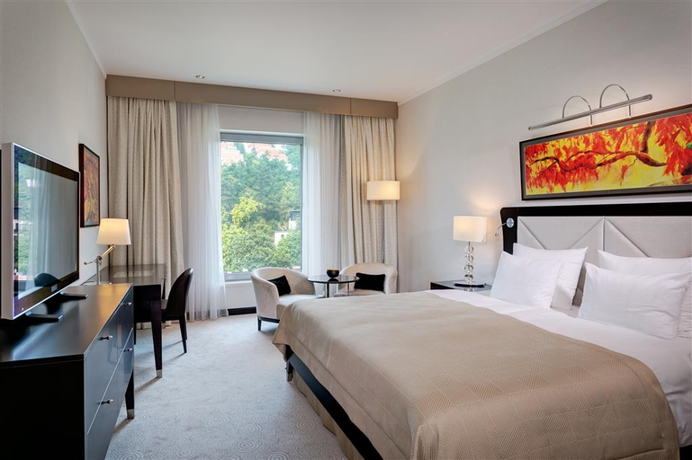 Bedroom 4, Grand Hotel River Park, Bratislava I