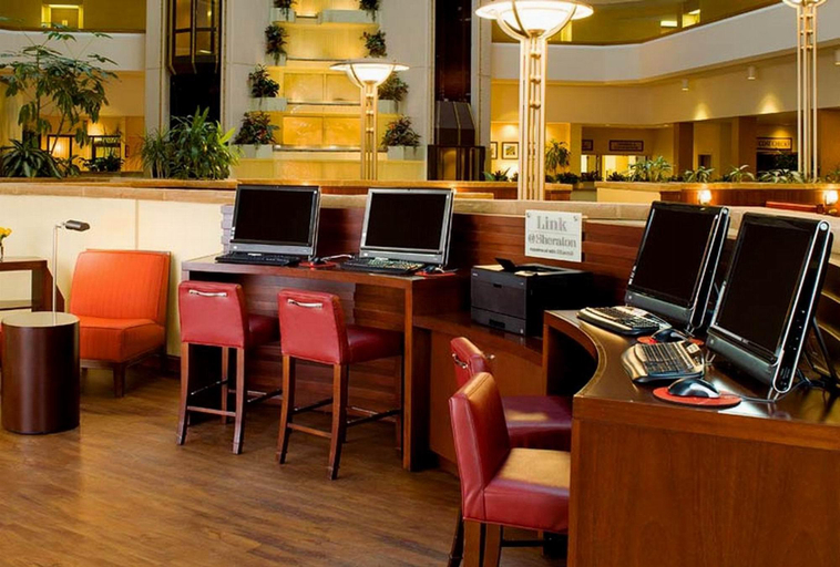 Public Area 2, Sheraton West Des Moines Hotel, Polk