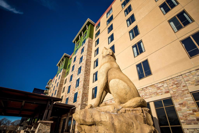 Exterior & Views 1, Great Wolf Lodge Minnesota, Hennepin