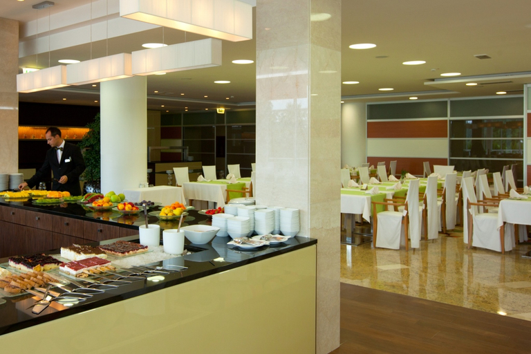 Food & Drinks 5, Livada Prestige, Moravske Toplice