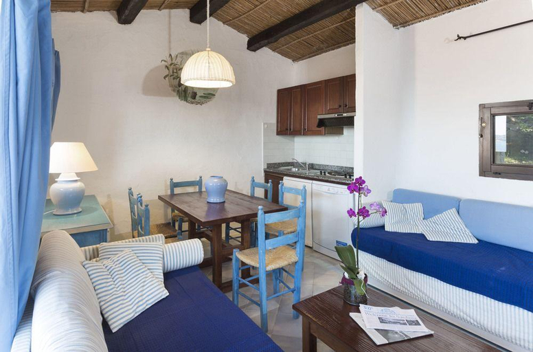 Others 3, Residence I Cormorani Alti, Olbia-Tempio