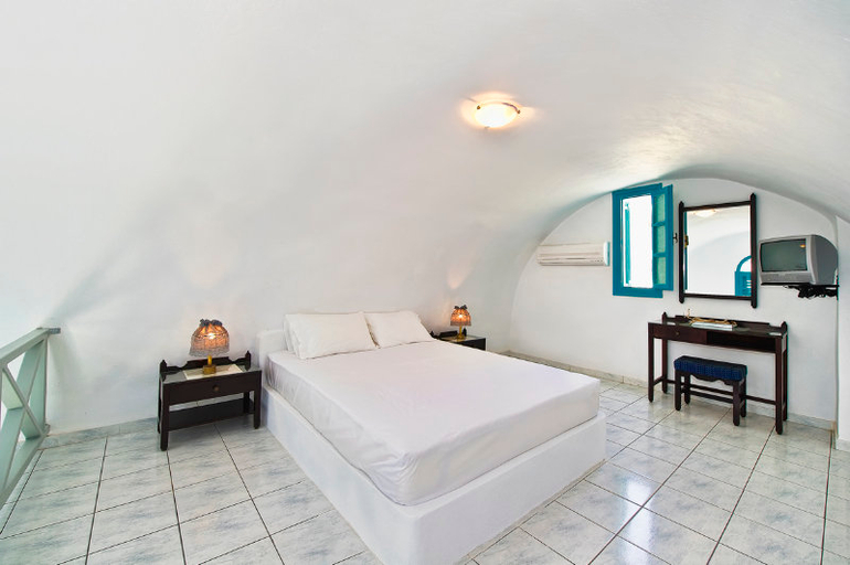 Bedroom 3, Nissia Apartments, South Aegean