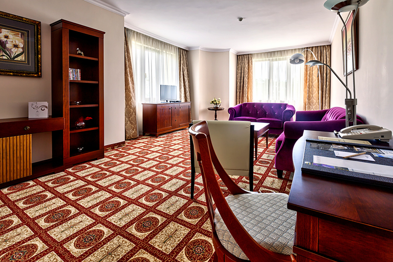 Bedroom 3, Grand Hotel & Spa Primoretz, Burgas