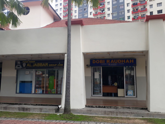 1 Room Apartment Vista Pinggiran- Equine, Kuala Lumpur
