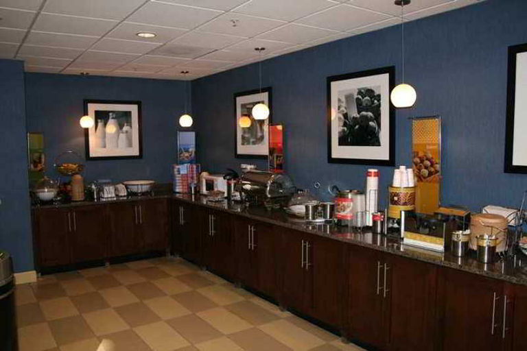 Public Area 1, Hampton Inn Salem East-Electric Road, Salem