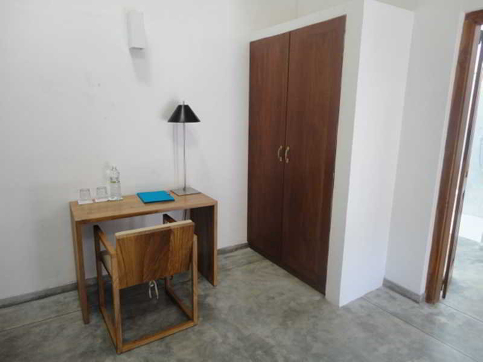 Bedroom 4, The Fort Printers, Galle Four Gravets