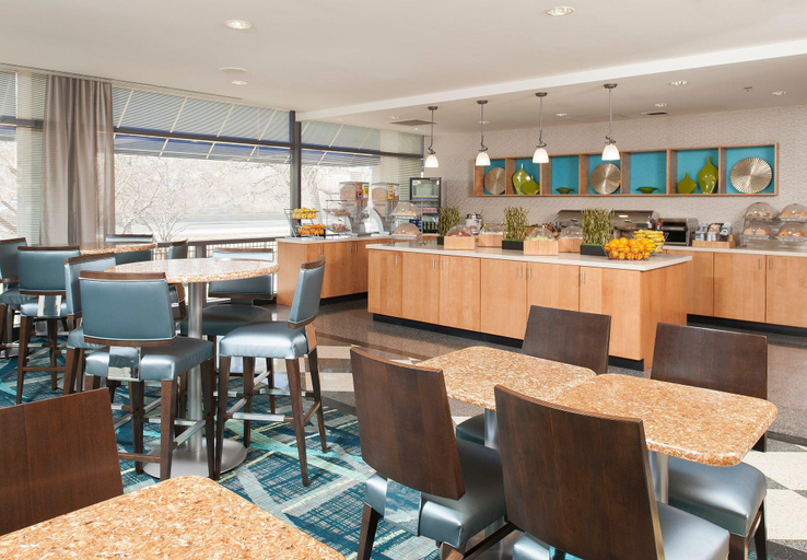 Food & Drinks 5, SpringHill Suites Chicago O'Hare, Cook