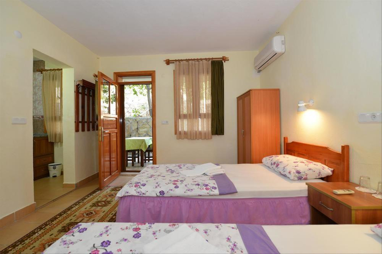 Bedroom 2, Patara Delfin Hotel, Kaş