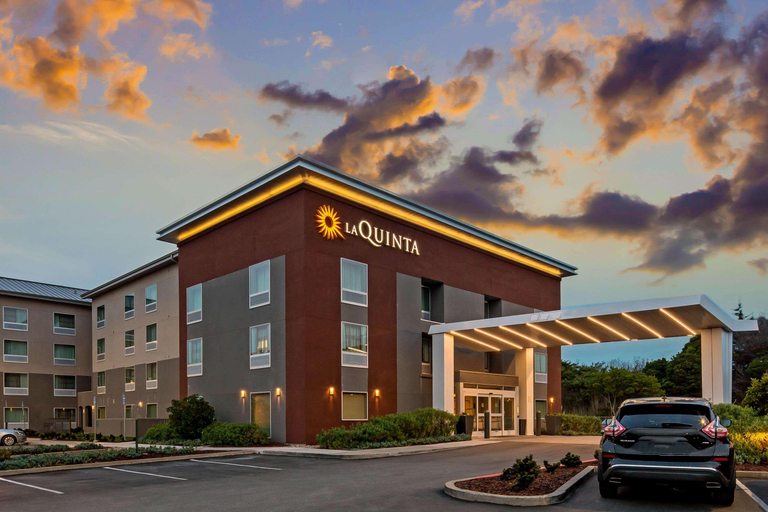 Exterior & Views 2, La Quinta San Francisco Airport, San Mateo