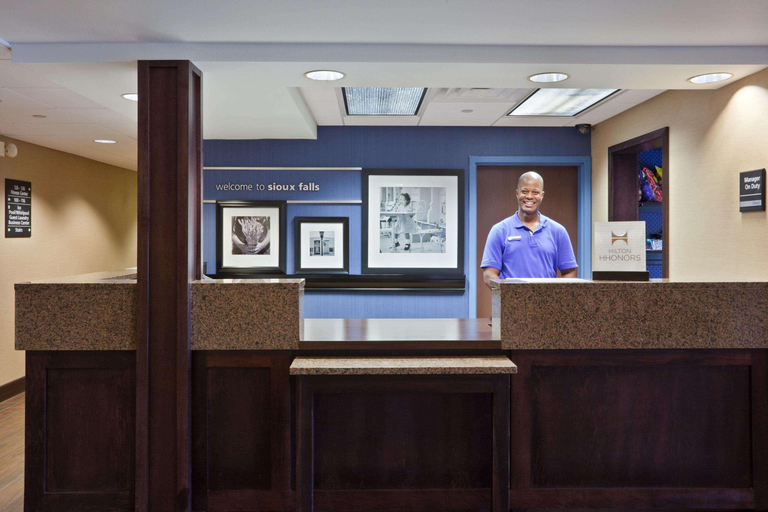 Public Area 2, Hampton Inn Sioux Falls, Minnehaha