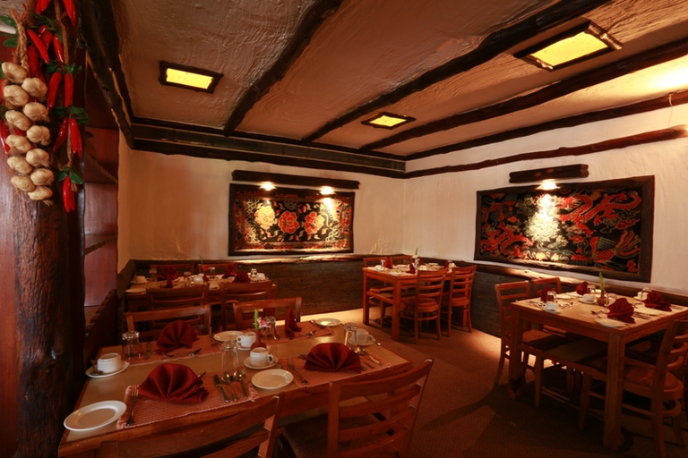 Food & Drinks 5, Pokhara Grande, Gandaki