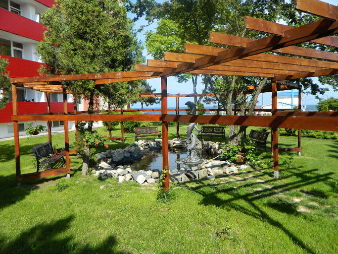 Others 4, Hotel Paradiso, Mangalia