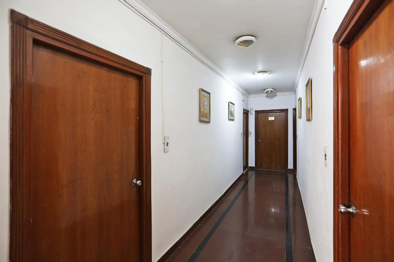 OYO 12805 SUNRISE HOUSE, Gautam Buddha Nagar
