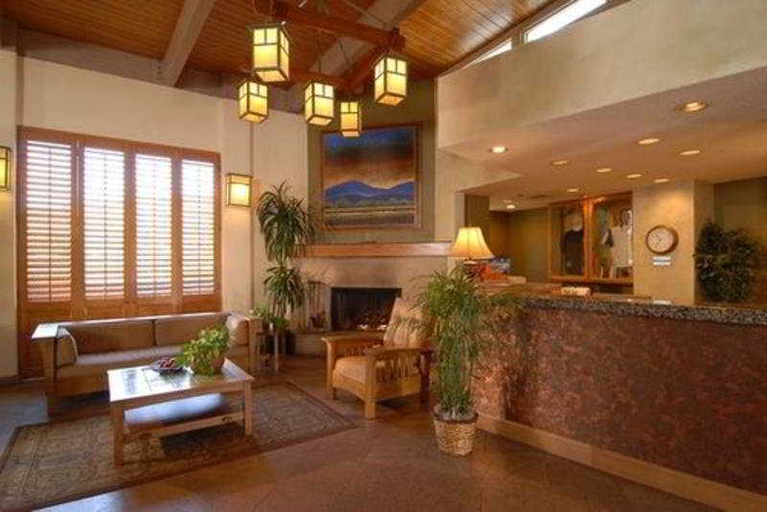 Public Area 2, Outbound Sedona, Coconino